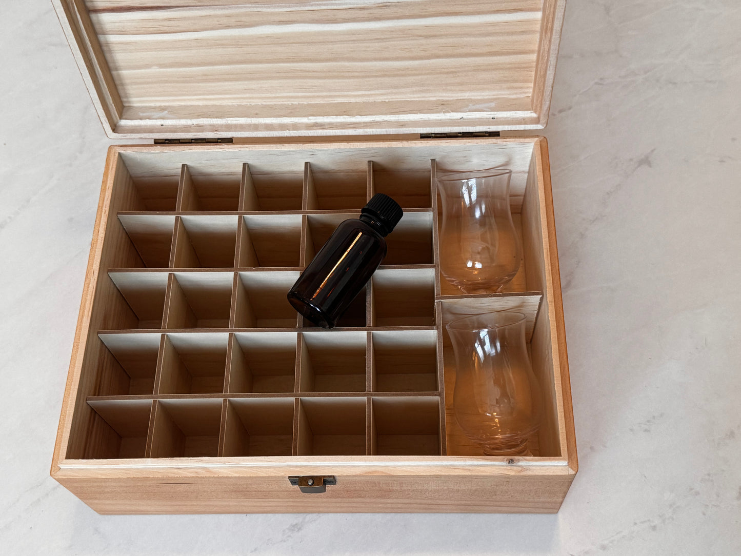 Create your own Whiskey Advent Calendar Box!